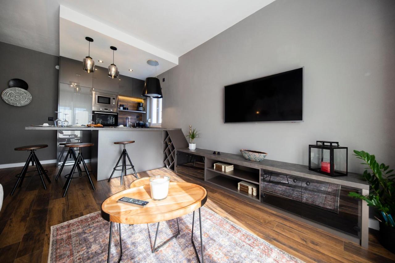 Apartment Dorotea'S Place Zadar Ngoại thất bức ảnh